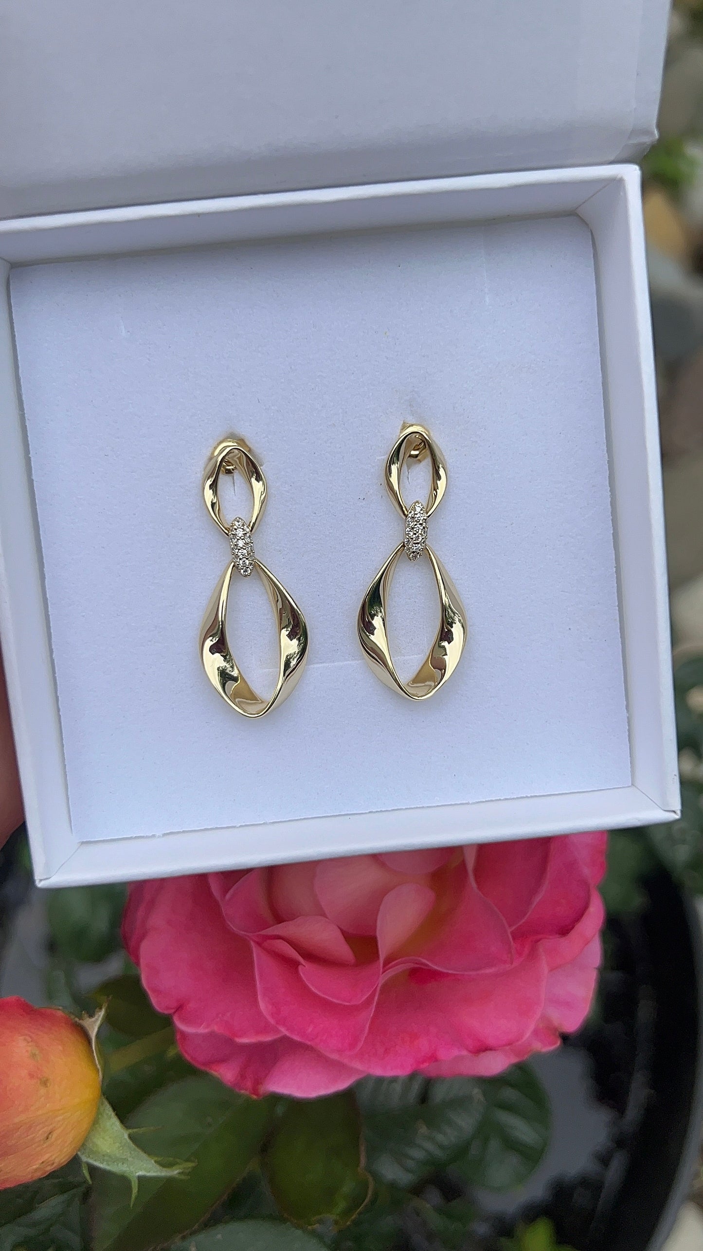 Molten Twist Drops