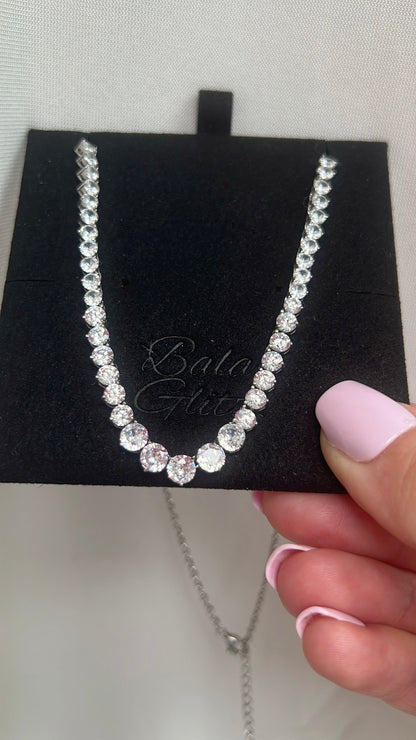 Graduated Tennis Necklace 