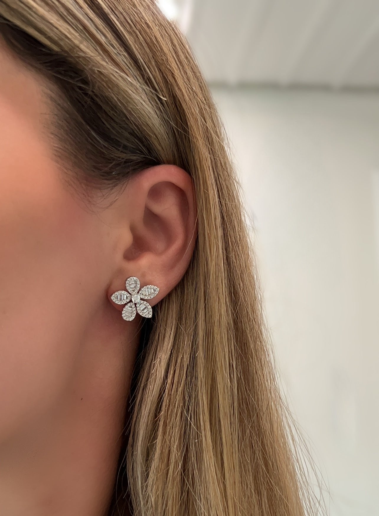 Baguette Daisy Studs 