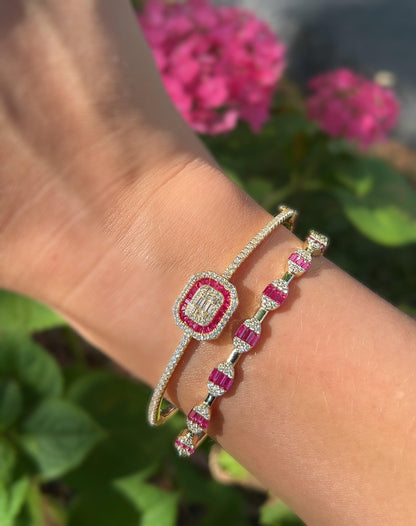 Pink Accent Oval Bangle 