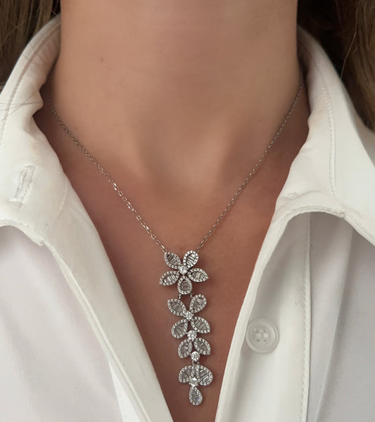 Baguette Daisies Necklace 