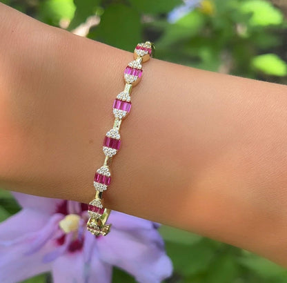 Pink Accent Oval Bangle 