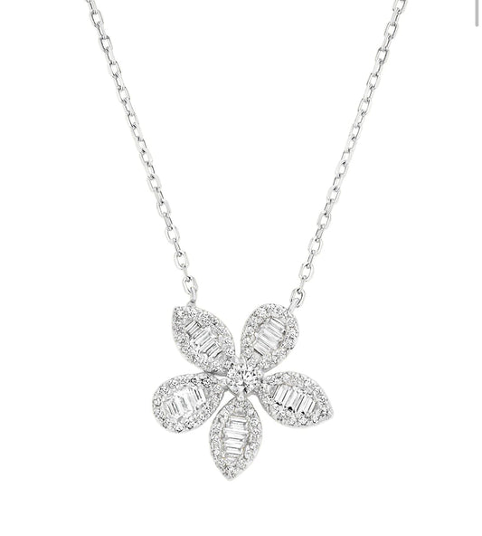 Baguette Daisy Necklace 