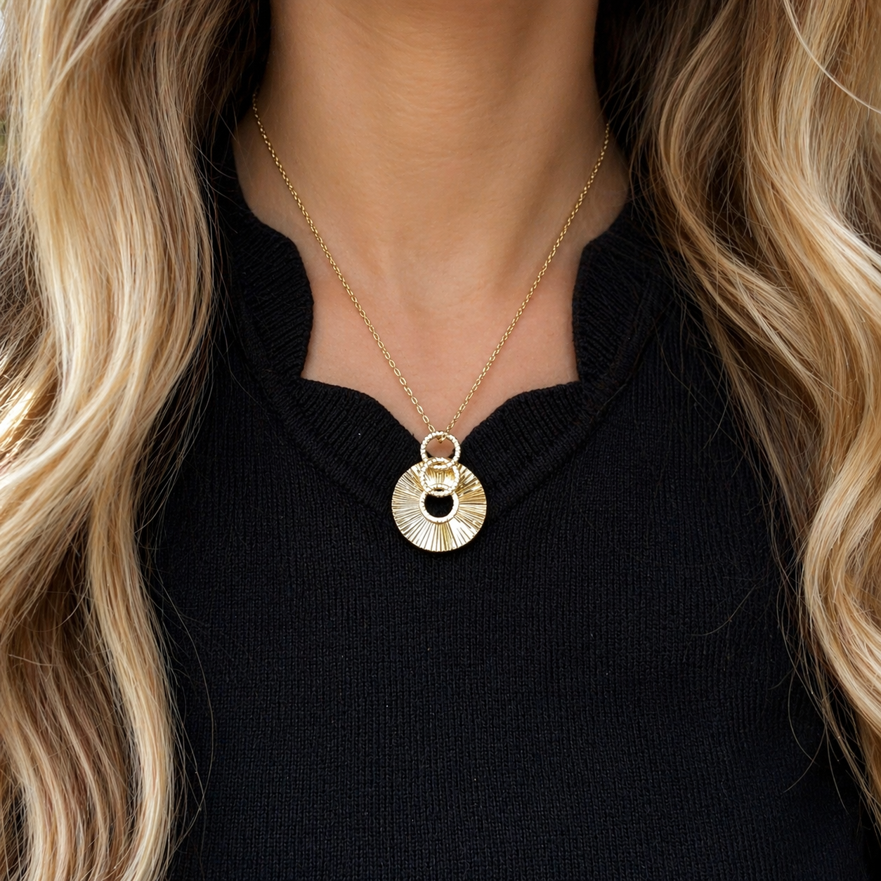 The Double Link Pendant 