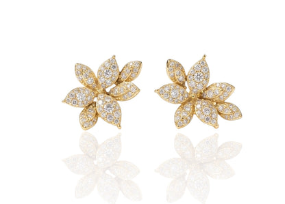 Sparkling Glitz Studs 