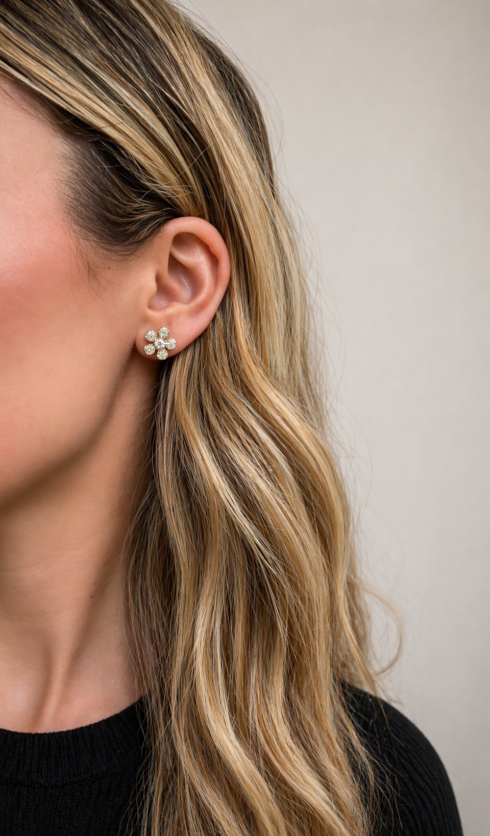 Mixed Stone Daisy Earrings 