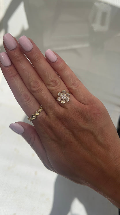 Daisy Ring 