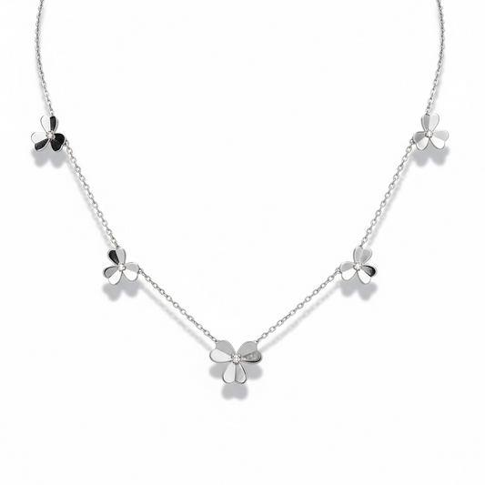 Classic Flower Pendant Necklace 