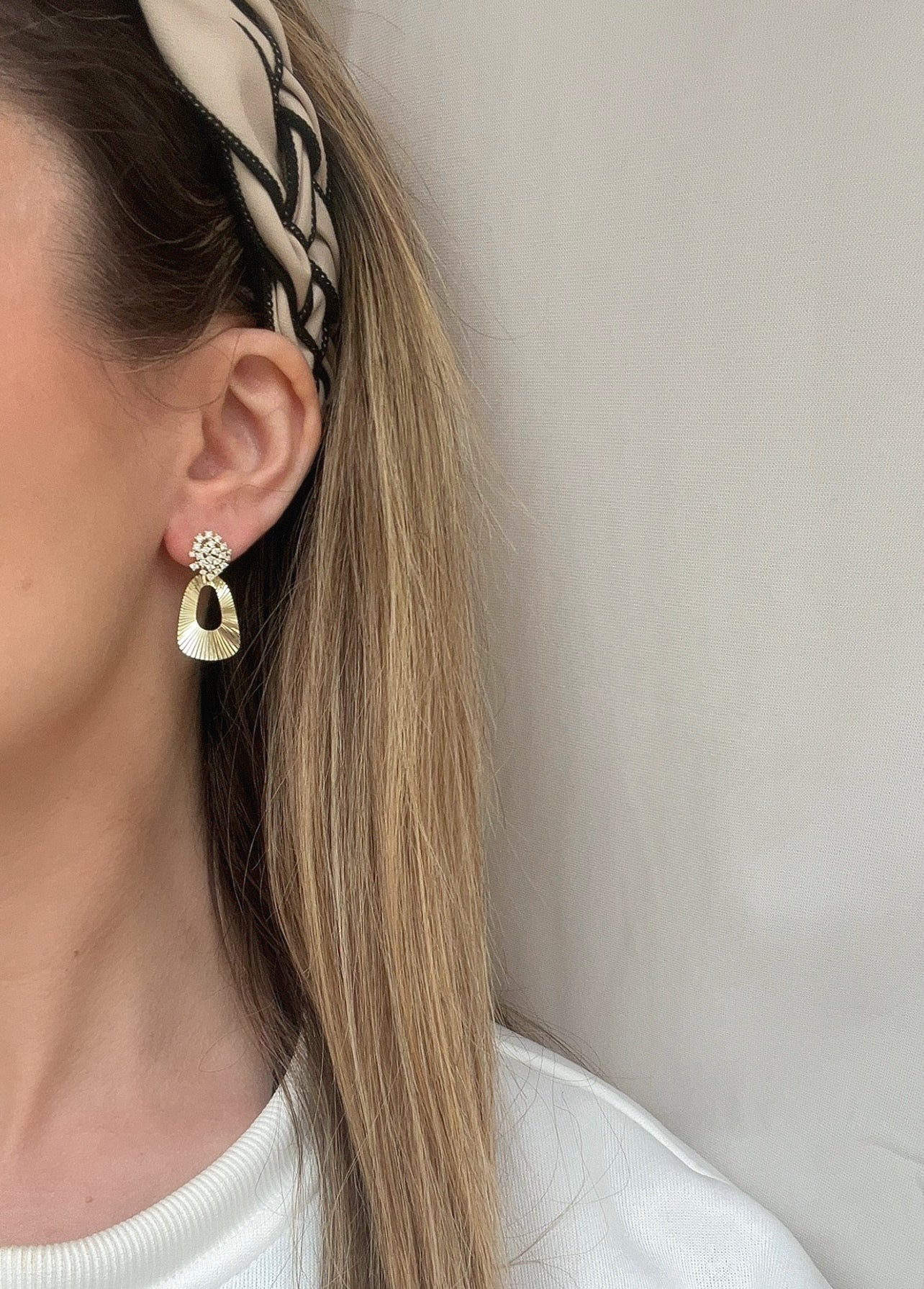 Fluted Sunburst Glitz Earrings 