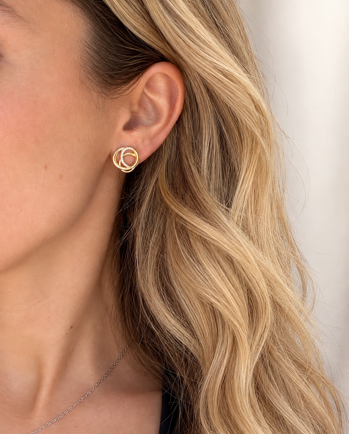 Love knot Studs 