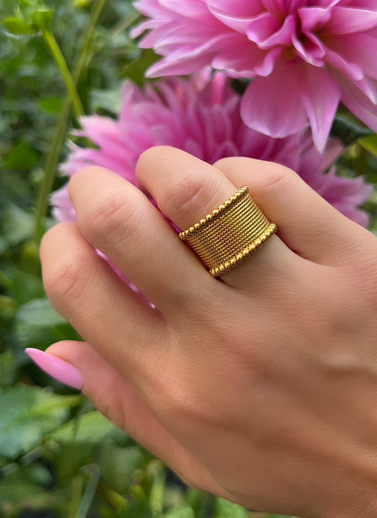 Hammered Band Ring 