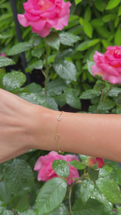 Disc Station Bracelet